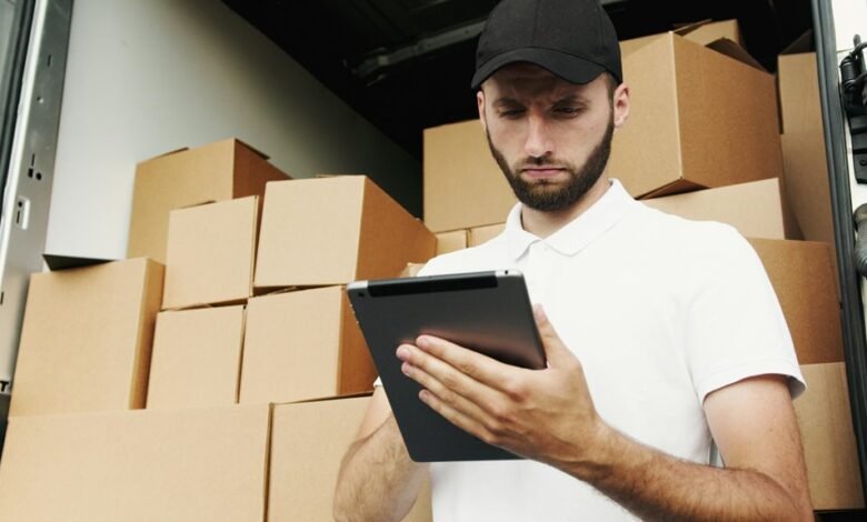 service query tracking number