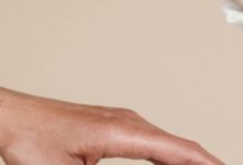 The transformative power of hair oil for dry hair