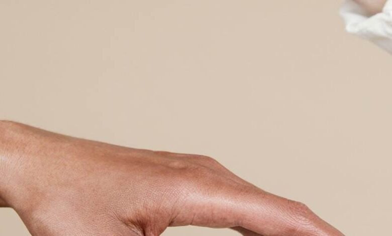 The transformative power of hair oil for dry hair